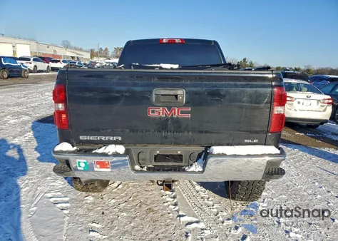 2015 GMC Sierra K1500 Sle z USA, uszkodzony, nr VIN 1GTV2UEC1FZ344788